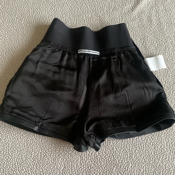 Alexander Wang Black Lambskin Leather Shorts Logo Waistband Side Zip Size 6 - Picture 8 of 12